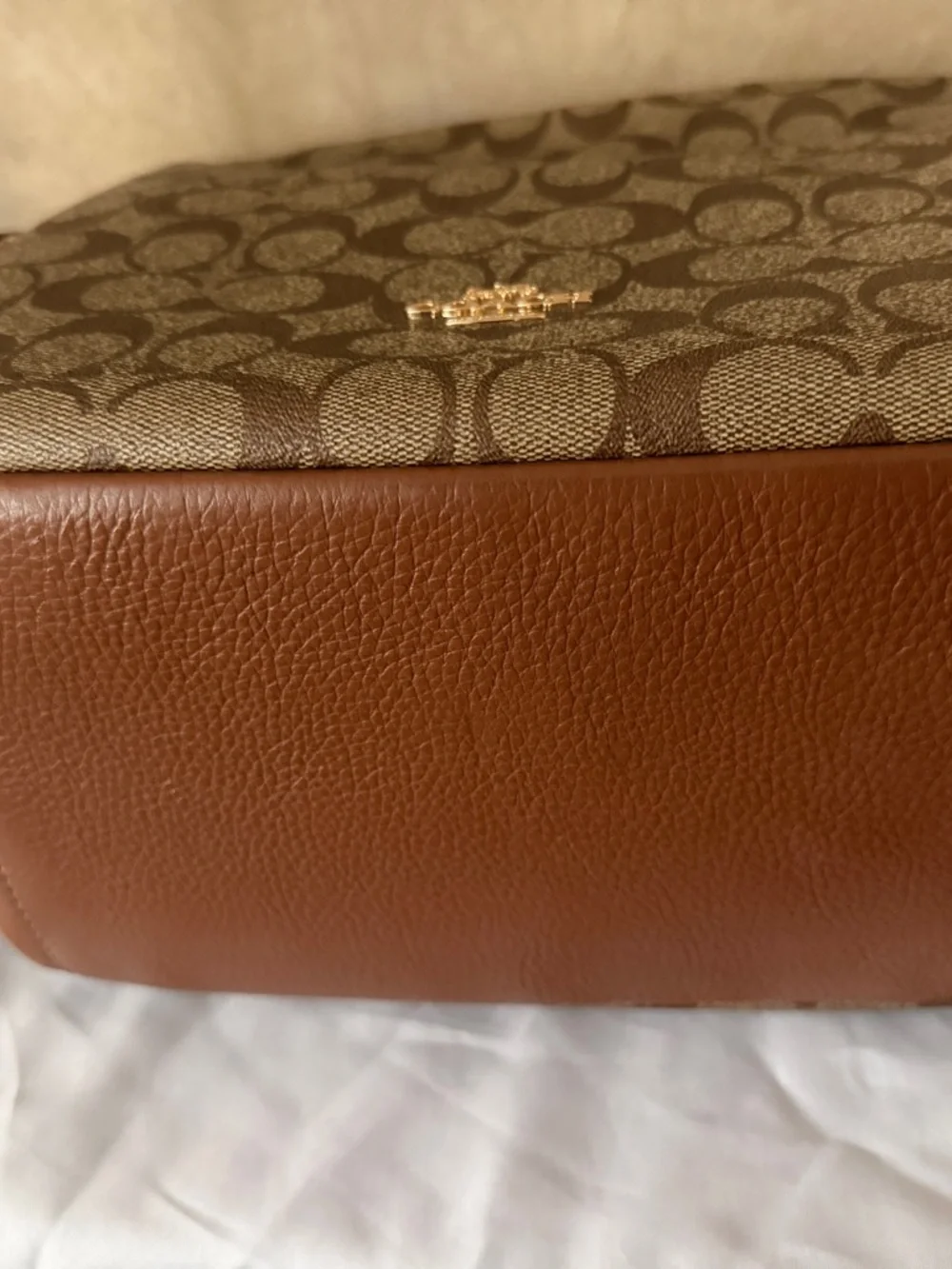 Coach Brown Signature Canvas Shoulder Bag with Leather Trim - Picture 4 of 4